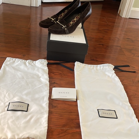 Authentic Gucci Brown GG Suede with Gold Hardware Mid High Heel Shoes - Picture 15 of 16